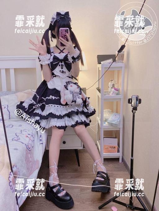 AT鲨 不知为何,AT鲨的图包让我觉得新年可以更‘热’一些,下载前请三思。
