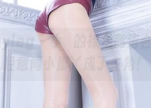 Beautyleg – 小嫻的裸足高清合集，不经意间小脚丫成了主角！