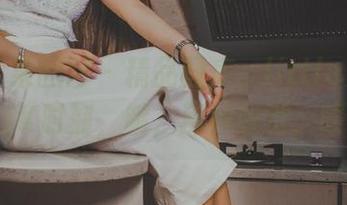 GIRLT果团网 – 精品图库，little贝壳喵的JK时刻，哦，那种感觉，咳咳
