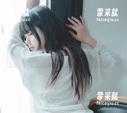 天台上的闹剧：Hizzy(히지)精彩Cos，吸睛的重点是她！
