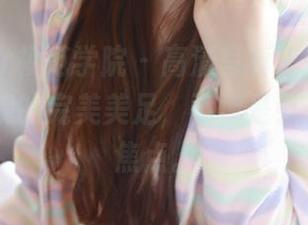 MFStar模范学院 – 高清写真来啦，Laura张小妮的完美美足，不愧是引人注目的焦点。