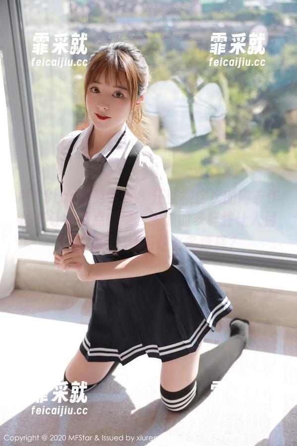 MFStar模范学院-任莹樱 MFStar模范学院 - 任莹樱这次的内衣作品集让我有点眼晕,资源的多样性让人目不暇接啊,还有这么多选择?