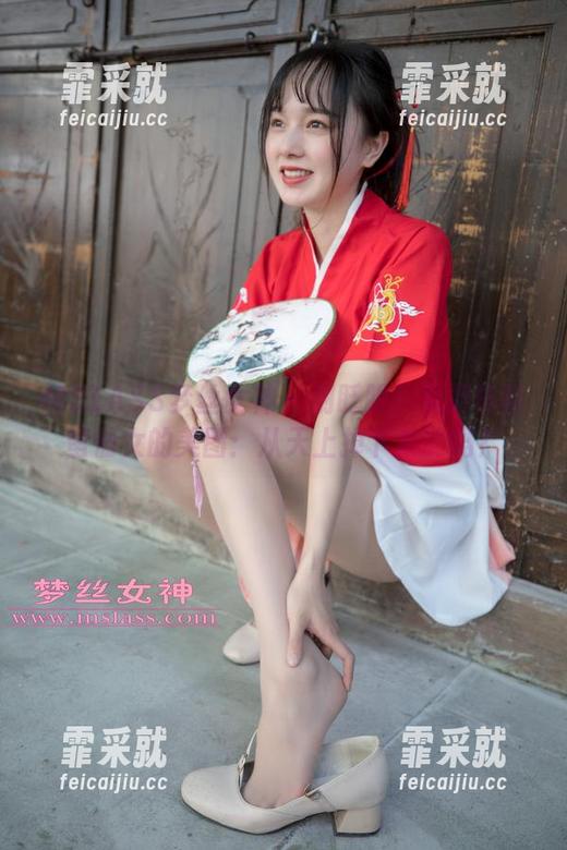 MSLASS梦丝女神-萤仙女 MSLASS梦丝女神 - 别眨眼!免费体验萤仙女的美图:从天上掉下来的吗?