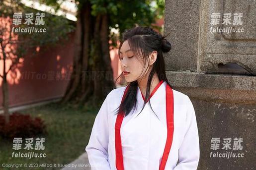 MiiTao蜜桃社-缇娜美Tinami MiiTao蜜桃社 - 不得不说,缇娜美Tinami的私拍,想把制服都给穿哭了?