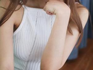 MyGirl美媛馆 – 作品里的绮里嘉和她的棉袜——这画面让我想起小时候的奇趣袜子大赛！