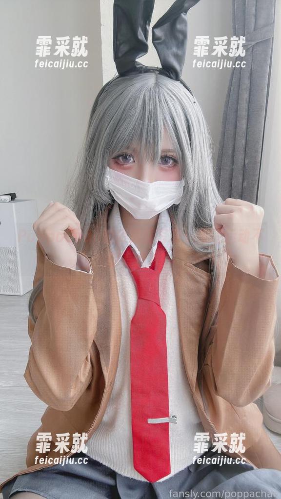PoppaChan的体操服写真：谁说运动不能有点戏？