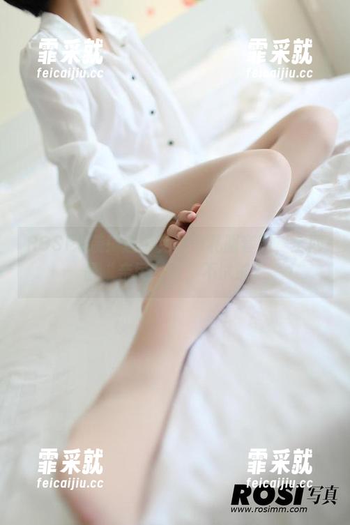 ROSI写真 ROSI来袭!这个免费的礼服套图,全网最“亲民”哦,不试试?
