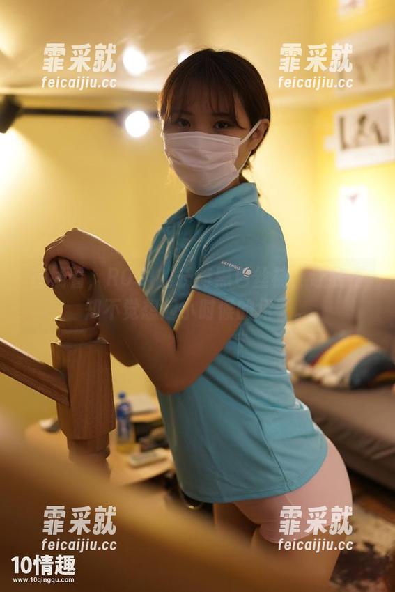 ROSI口罩 在线看,ROSI的长筒黑色丝袜,让我不知不觉想起小时候的裙子。