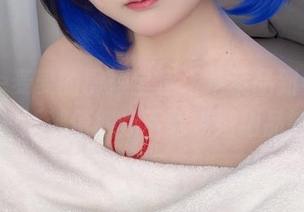 Seele麦麦的厨娘全套：从菜品到姿态，每一帧都值得你下载来细细品味！