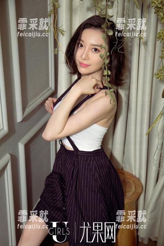 UGirls尤果网 - 王瑞儿体操服资源，今天也要撒金币了，嘻嘻，有一种被圈养的错觉。