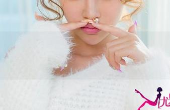 UGirls尤果网 – 分享田慕儿的白色作品，明白的人自然明白嘛