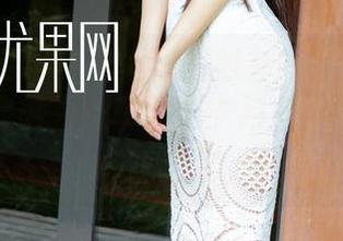 UGirls尤果网 – 发现白衬衫的完美与不完美，赵佳琪的免费原图岁月里，日子就这样飘走了。