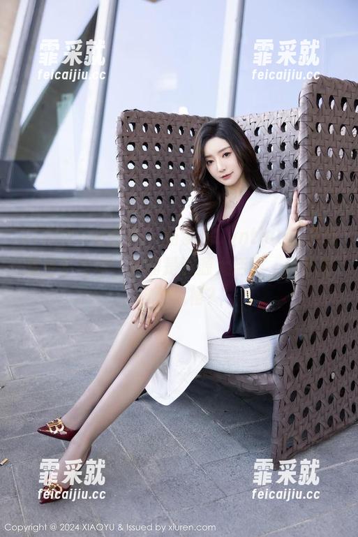 XIAOYU语画界-杨紫嫣Cynthia XIAOYU语画界 - 杨紫嫣Cynthia的最新万圣节写真,真的是资源大活啊,居然有这种风格?