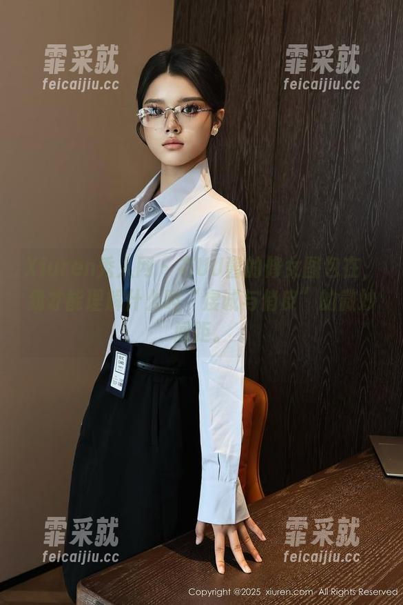 Xiuren秀人网-UU酱 Xiuren秀人网 - 有UU酱的修女图包在,我才能理解什么叫“虔诚与俏皮”的微妙间距。