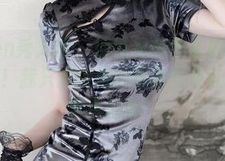 Xiuren秀人网 – 别问我为什么爱小绵绵的长腿！我只知道她的最新写真让我变得有点荒唐！