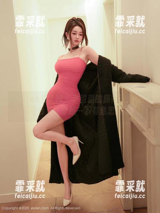 Xiuren秀人网 - 尹甜甜的旗袍时光机：美图合集，穿越一下有意思的吗？