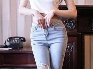 Xiuren秀人网 – 金允珍呐合集：每一帧都让人觉得少女其实可以很有深度