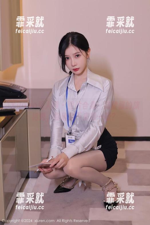 Xiuren秀人网-陆萱雅 Xiuren秀人网 - 图片合集:陆萱雅的旗袍秀,你确定不来瞧一眼?