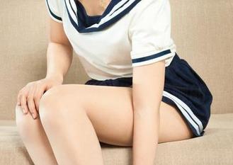 丽柜 – 左左的御姐风格美图，像极了午夜的小情绪，真的是告别无聊的选择。