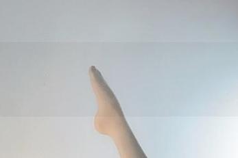 微密圈 – 俏妞qiaoniu66写真中，飙车选手的烈焰气焰又是哪炉火？