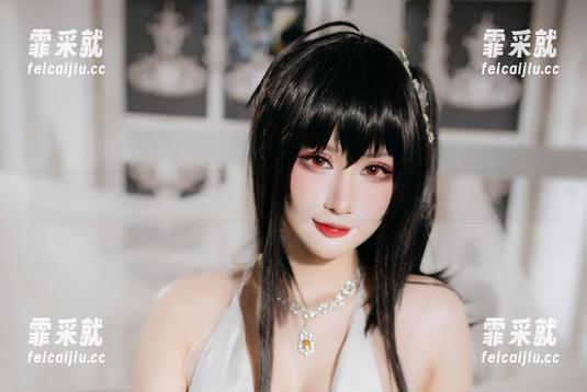 兔胖胖min穿上碧蓝航线的恰巴耶夫，快看这组图片！