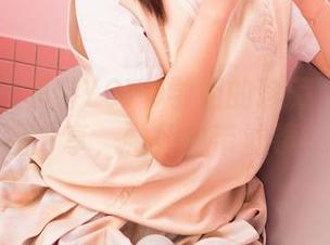 嗲囡囡 – 模特YOYO学姐的珍藏：写真作品分享，学姐自带滤镜！