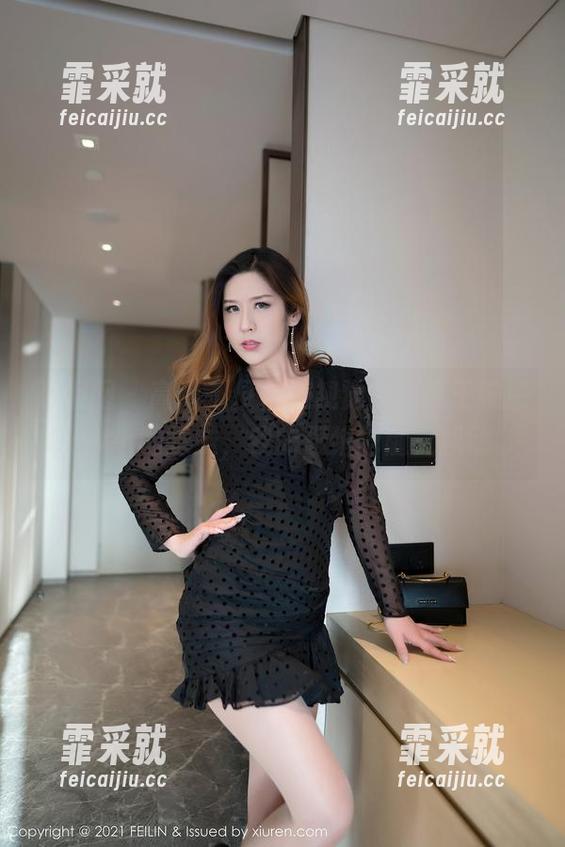 嗲囡囡 - 高清不仅仅是视觉，分享王婉悠Queen的妹妹，我的思绪也随之飘动。