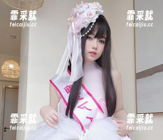 女主K的私拍合集——当快递员成为性感界的明星！
