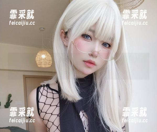 女主K 女主K的毛衣秀:私拍竟然能这么好看,美图从此不再是梦