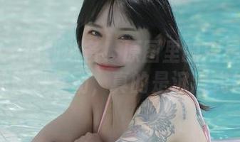微密圈 – 福利必备！原图里的宋昱欣与黑蝴蝶的微妙互动，真的是沉浸式体验啊