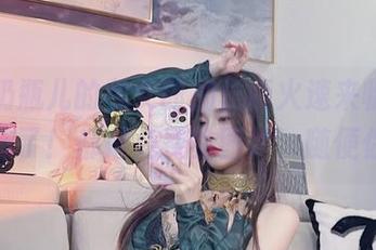 小小奶瓶儿的兔女郎加长版火速来临，哦，别忘了！都是免费的图片，随便你看！