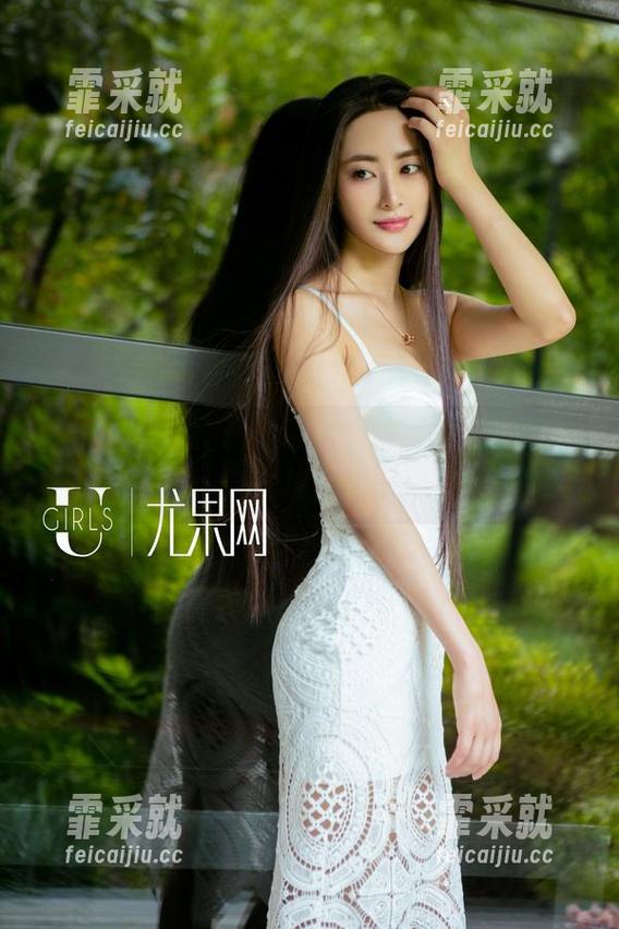 尤果网 - 套图里的豹纹，谁说我只会穿着秋裤的！杨晨晨教你怎么潇洒！