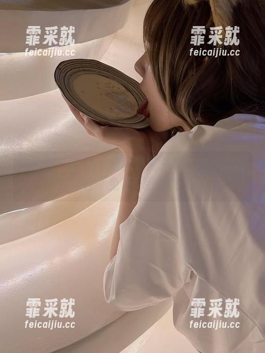 微密圈 - 这是不是就是阿朱啊的少女合集？冲着“免费”我都得看！