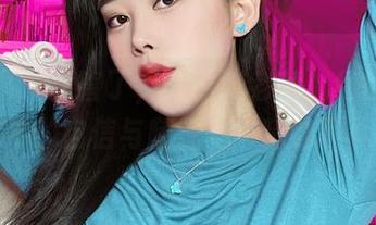 微密圈 – 厉害了，我的张老师！红色内衣中的自信与随性——精选写真