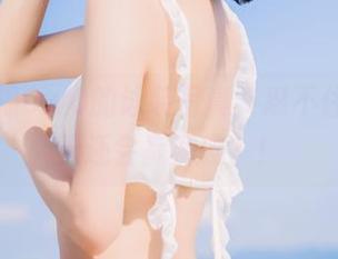 看木棉棉OwO的泳装写真，忍不住想，夏天还会寂寞吗？！
