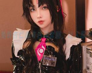 别错过！免费杏仁曲奇白裙套图，让人忍不住想下载
