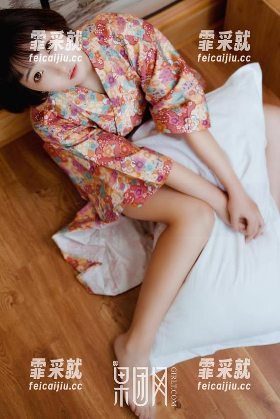 果团网 - 在肉丝图册中，周妍希带你体验诱惑的另一面。
