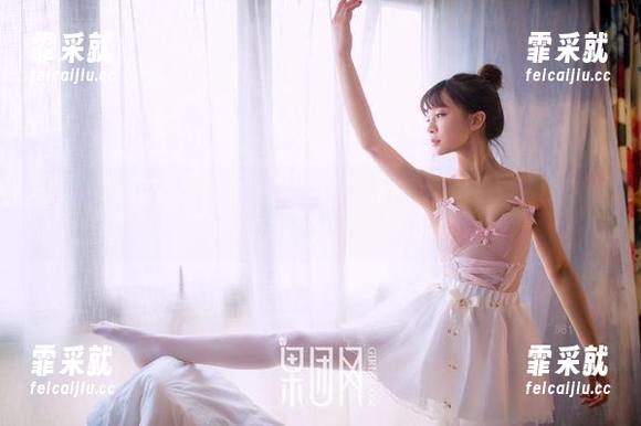 果团网 - 谁说双人不如单人团？王婉悠的高清原图让我的钱包都想多买张！