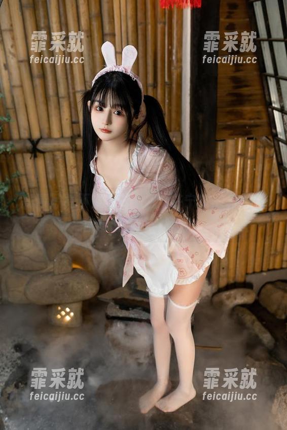 桜井宁宁 高清写真不止是回忆,桜井宁宁的校服也在邀请别样的想象。