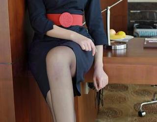 模范学院 – 哇，思淇Sukiiii穿的这个夏日私拍衣服，竟然有种莫名的吸引力