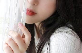 模范学院 – 原图草稿！艾莉Evelyn真的要让人陷在这裤子里出不来了？