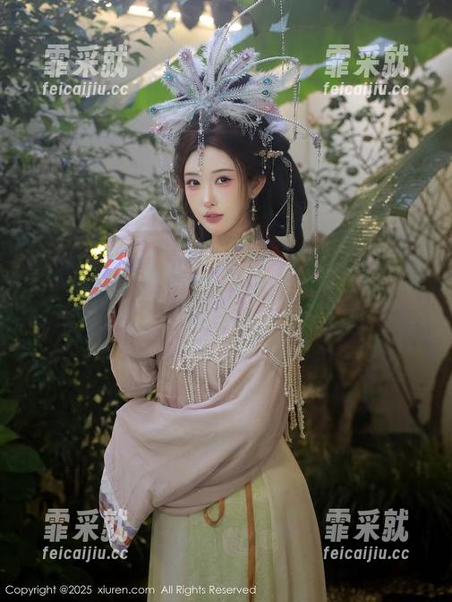 秀人网-Cris_卓娅祺 秀人网 - 女神Cris_卓娅祺的裤里丝,恭候各位的品鉴和点赞