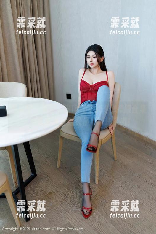 秀人网 - 灵感大咖lingyu69体操服合集，你可得准备好顺便捡眼珠了哦！