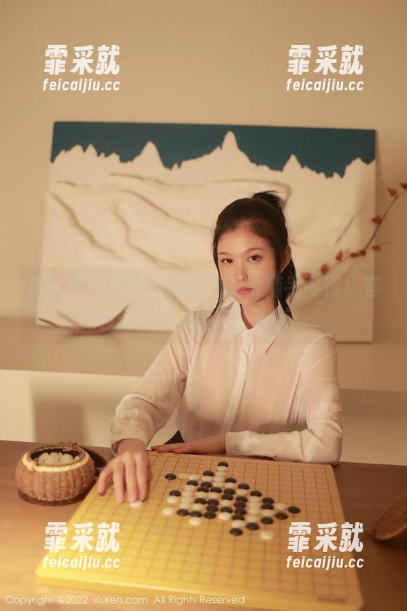 秀人网-容容容Alice 秀人网 - 原图不藏私,资源随手可得!容容容Alice的户外漫游!