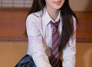 秀人网 – 这张图片有点野，杨紫嫣Cynthia和豹纹竟然这么合拍？