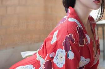 秀人网 – 想知道林悠悠是怎么做到“油亮”的，难道是新出的护肤秘方吗？