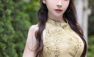 秀人网 – 啊，这视觉冲击！萌白酱又来了，丝袜搭配有点让人分心…注意力完全不在别的地方了。