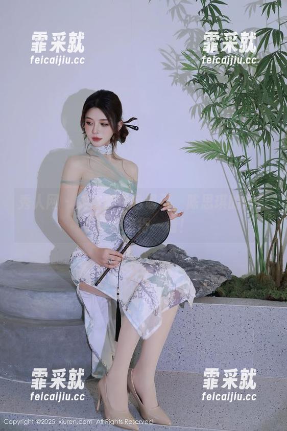 秀人网-陈思琪 秀人网 - 突然被白色吸引,陈思琪的网盘合集值得一看!