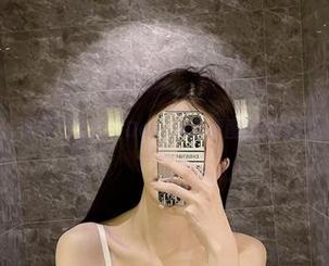 微密圈 – 眼镜下的脸红Dearie：原图拼接成的另类合集
