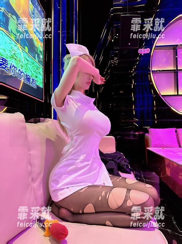 微密圈 - 脸红Dearie与其男友的视角互相交错——作品集新更新，我的天，有点尴尬。